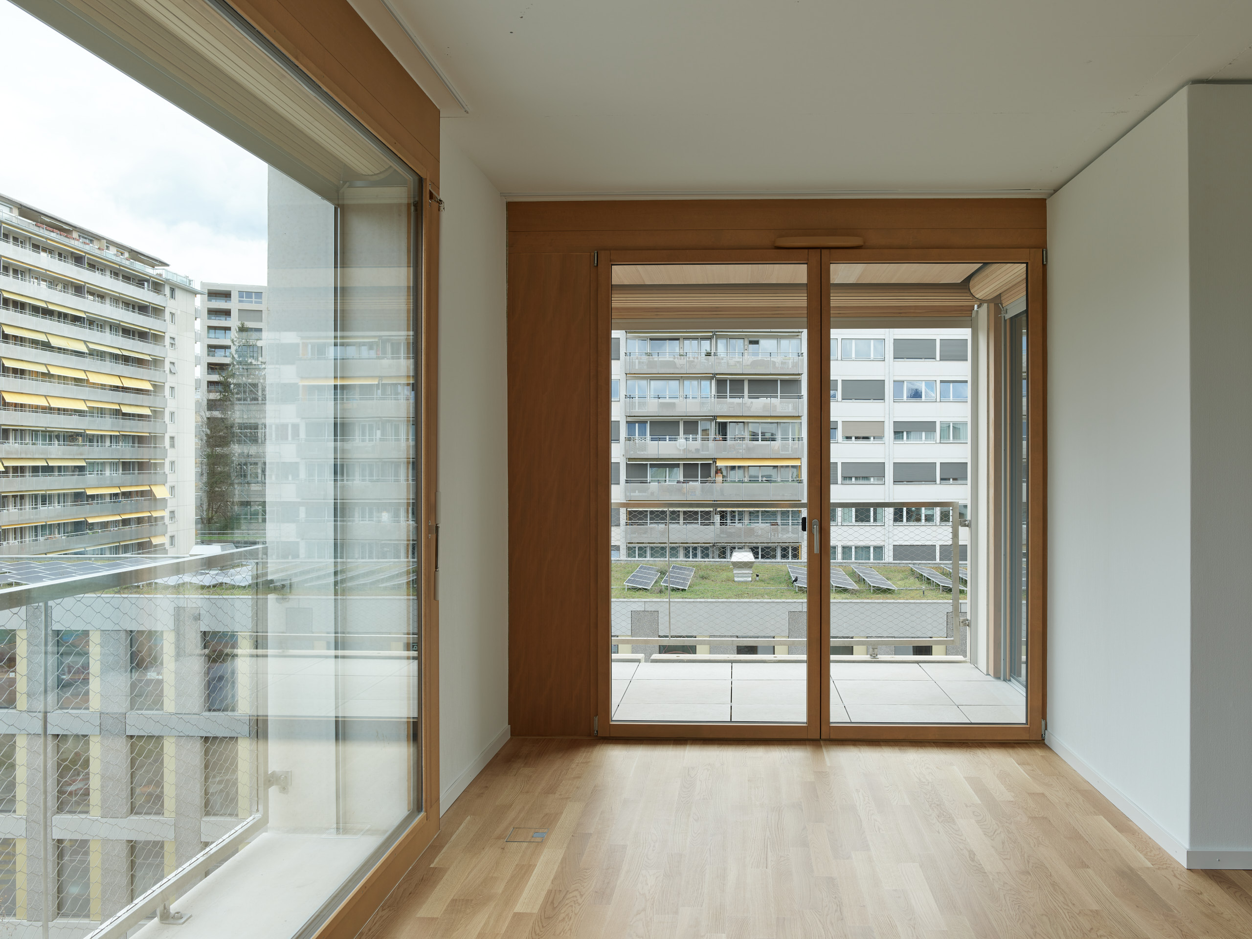 Coopératives aux Eaux-Vives